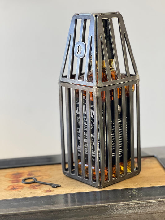 Jack Daniels Cage and key